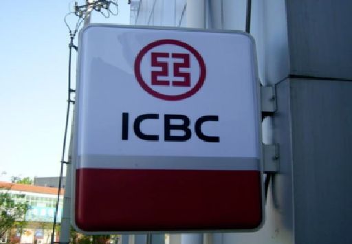 平顶山导致灯箱发黄的原因有哪些?